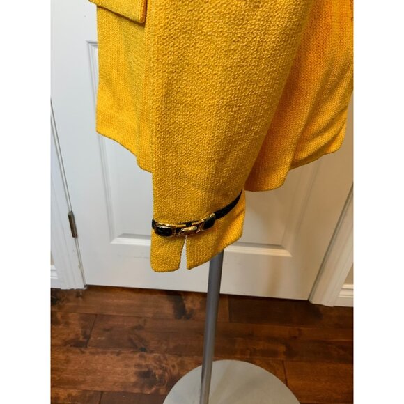 St. John Collection Dark Yellow Knit Zip-Up Jacket W/ Navy Blue Trim, Size 4 - Picture 6 of 9